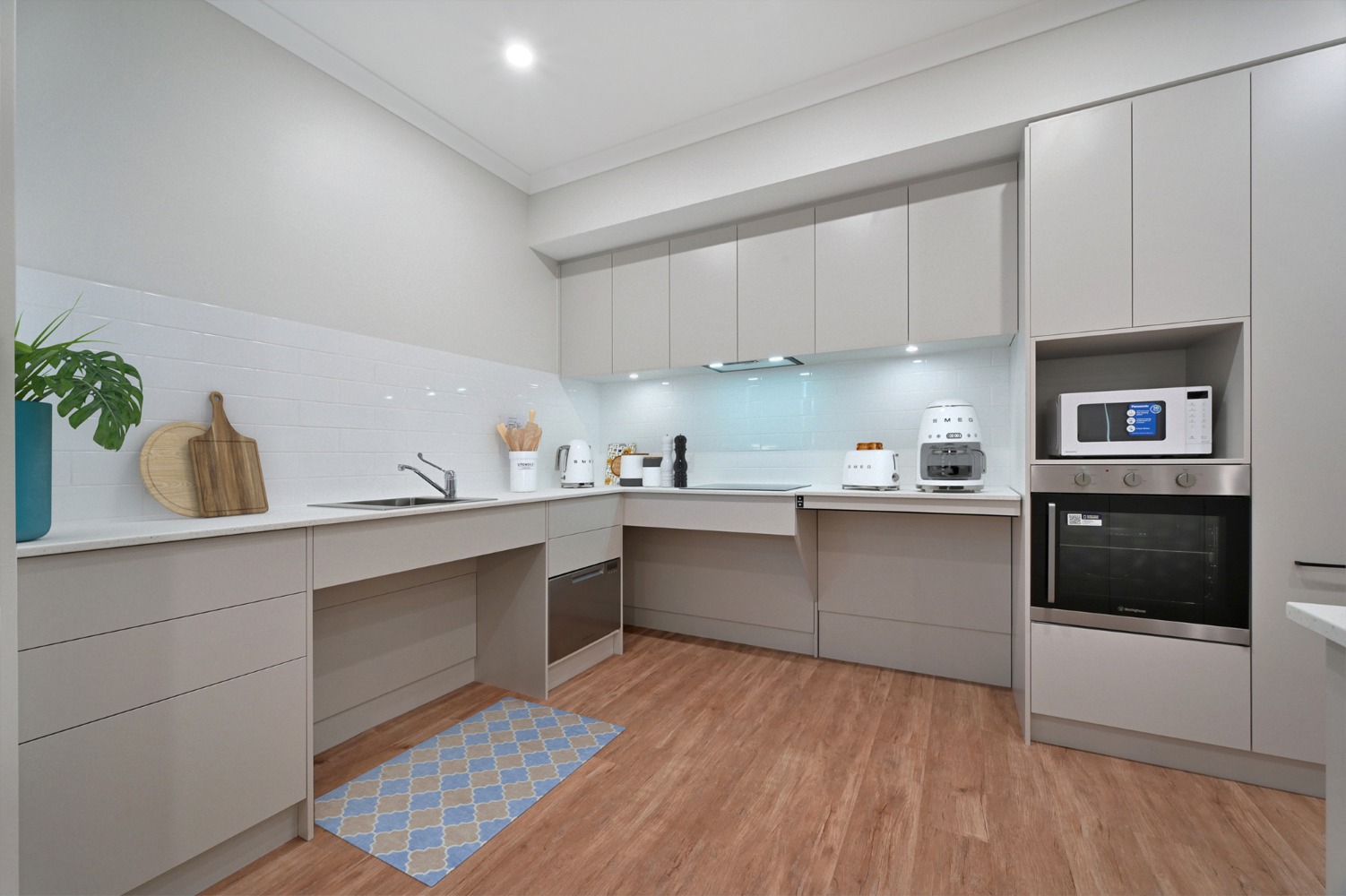 AUSTRALIND - HPS, IL, FA — Home image 3