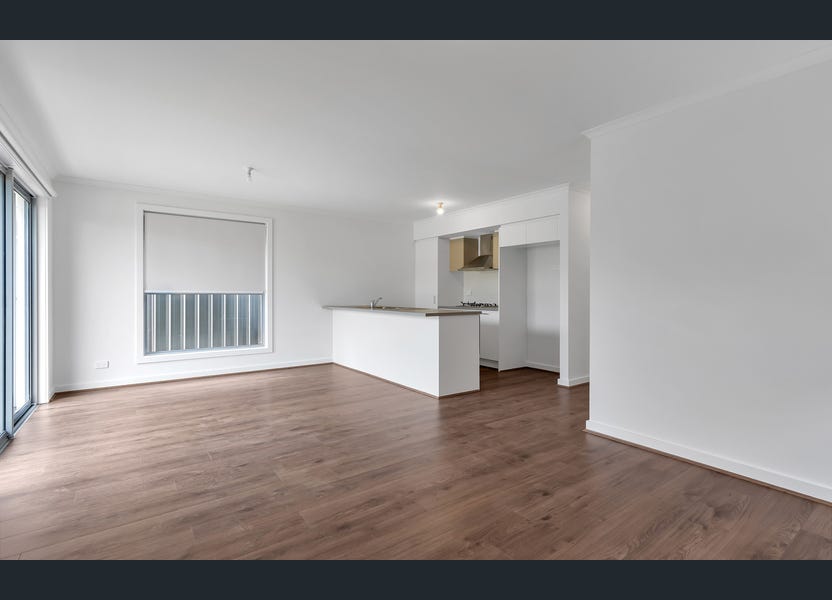 SIL/ MTA Vacancy: Newly built NDIS home in Blakeview — Home image 4