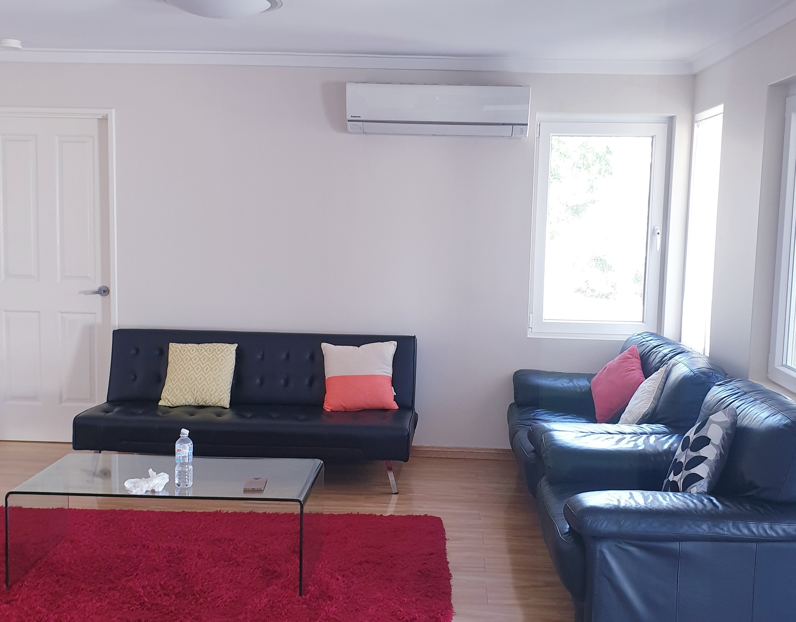 4X2 Spacious fully furnished Unit in Wilson,WA — Home image 4