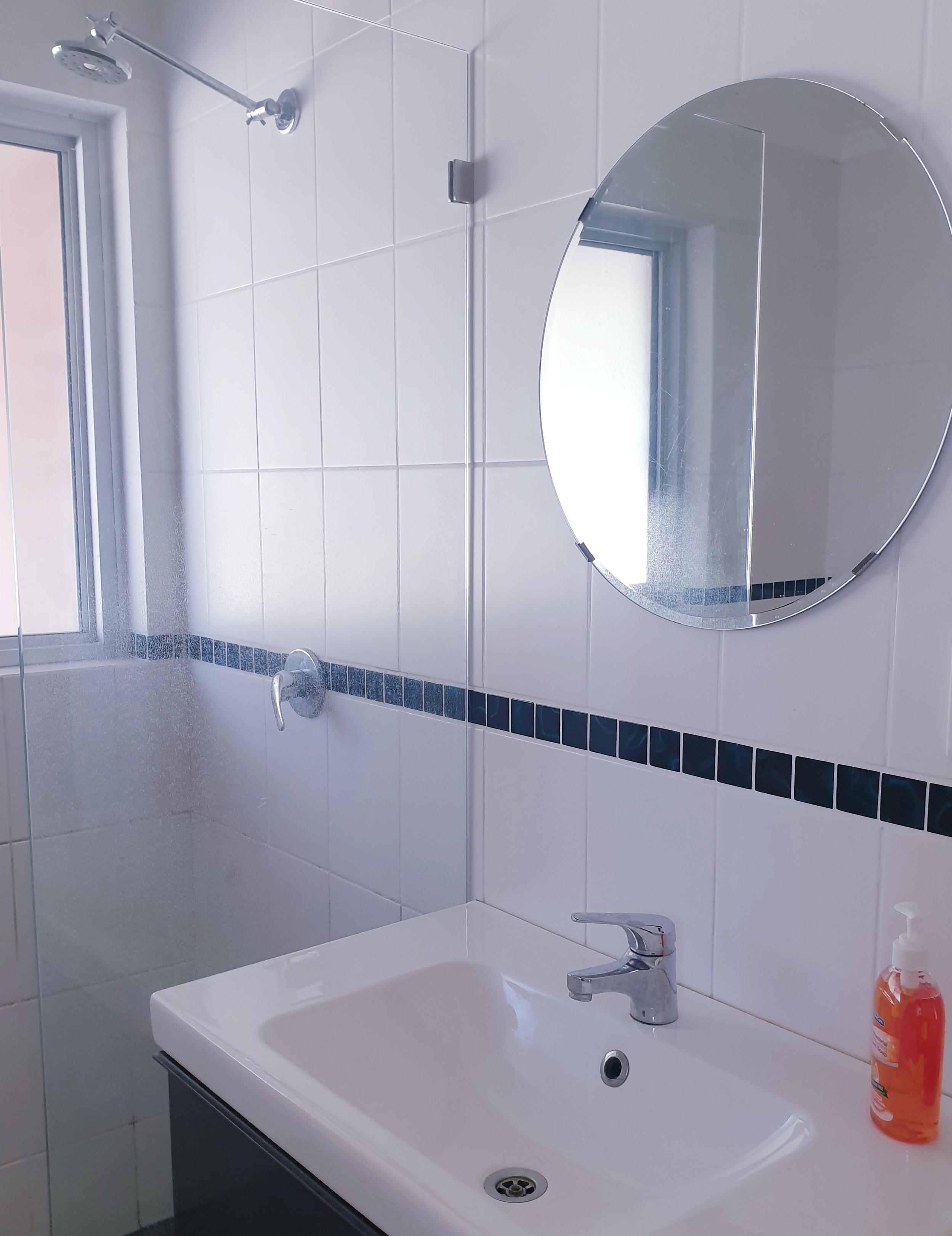 4X2 Spacious fully furnished Unit in Wilson,WA — Home image 6