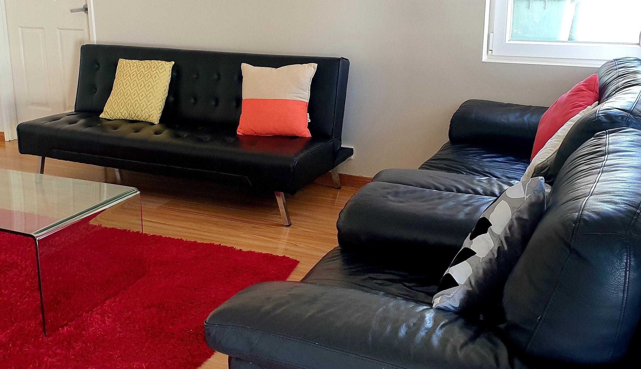 4X2 Spacious fully furnished Unit in Wilson,WA — Home image 9