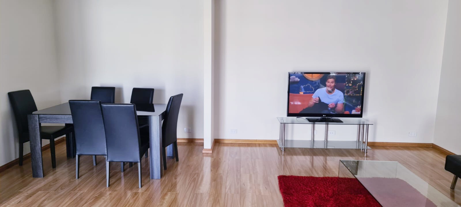 4X2 Spacious fully furnished Unit in Wilson,WA — Home image 10