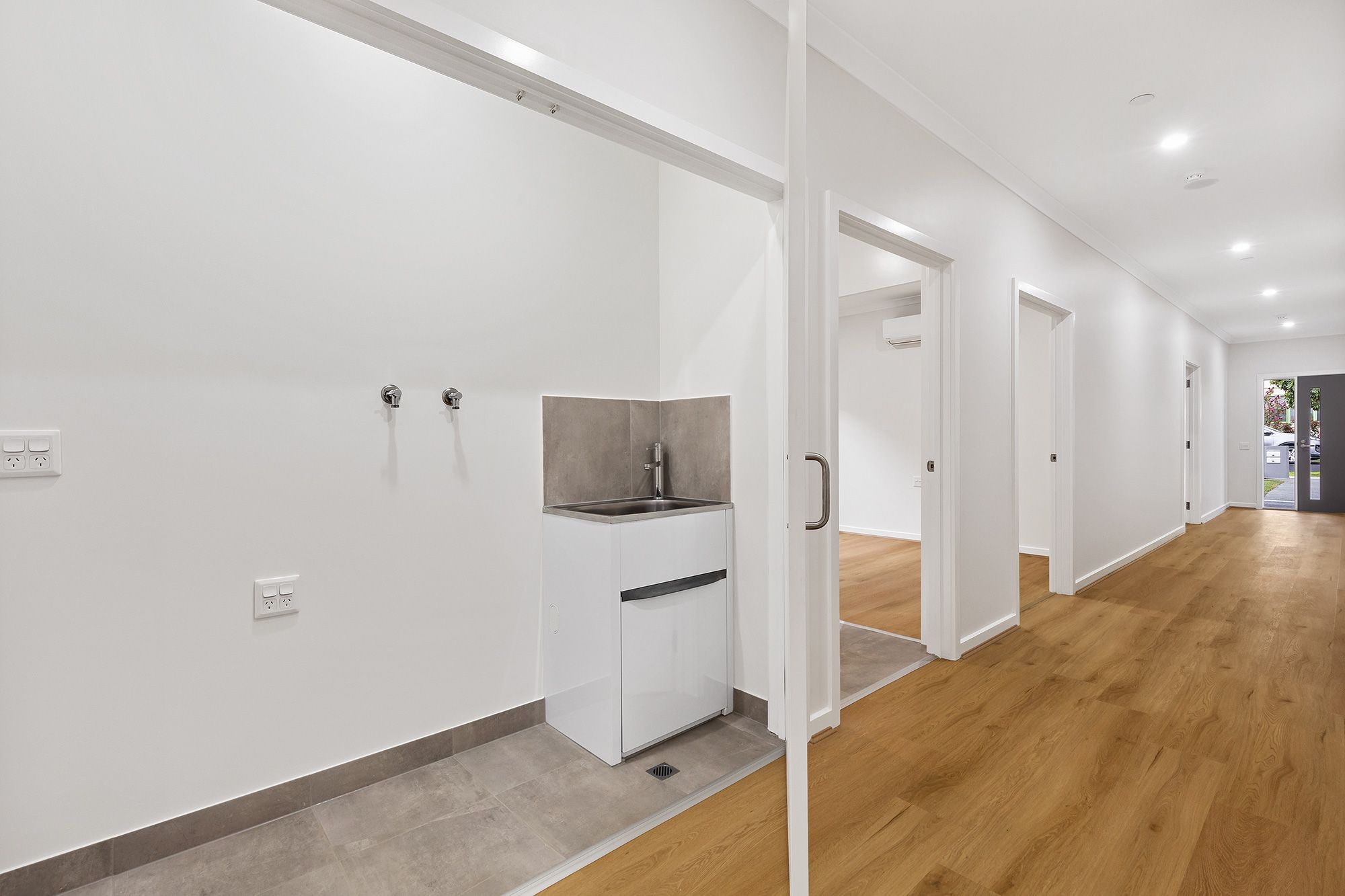 Modern High Physical Support House With Urban Flair In Broadmeadows — Home image 3