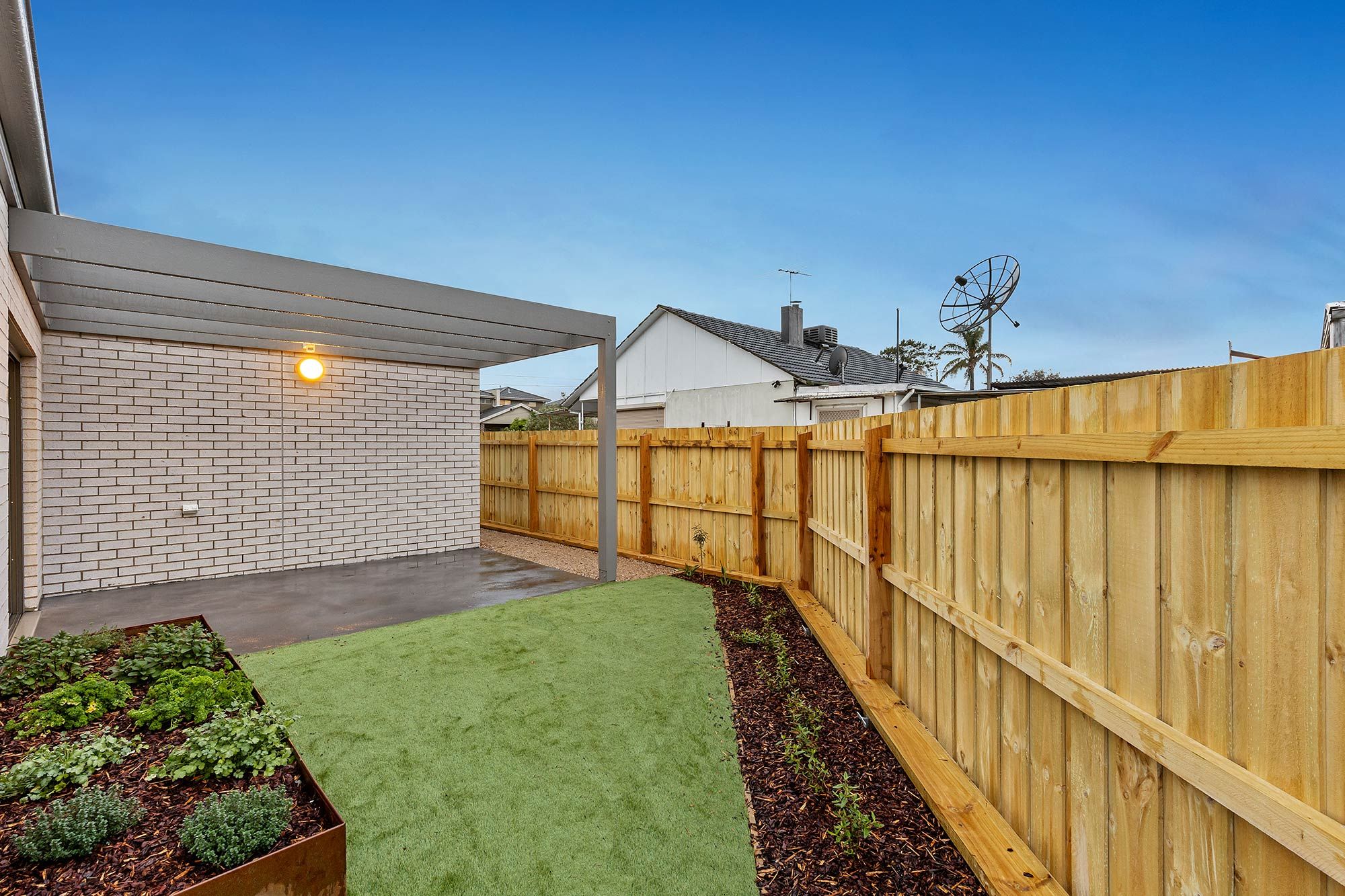 Modern High Physical Support House With Urban Flair In Broadmeadows — Home image 18
