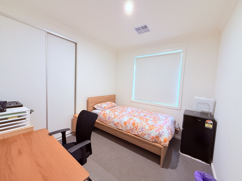 Para Hills SIL House 1:2 or 1:3 — Home image 9