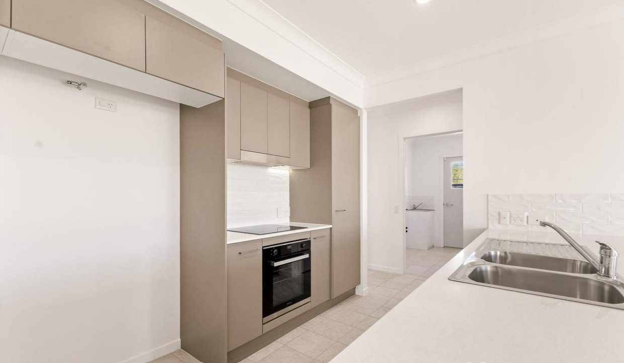 SDA IL 2 Bedroom no OOA House Woodgate, Qld  205 — Home image 3