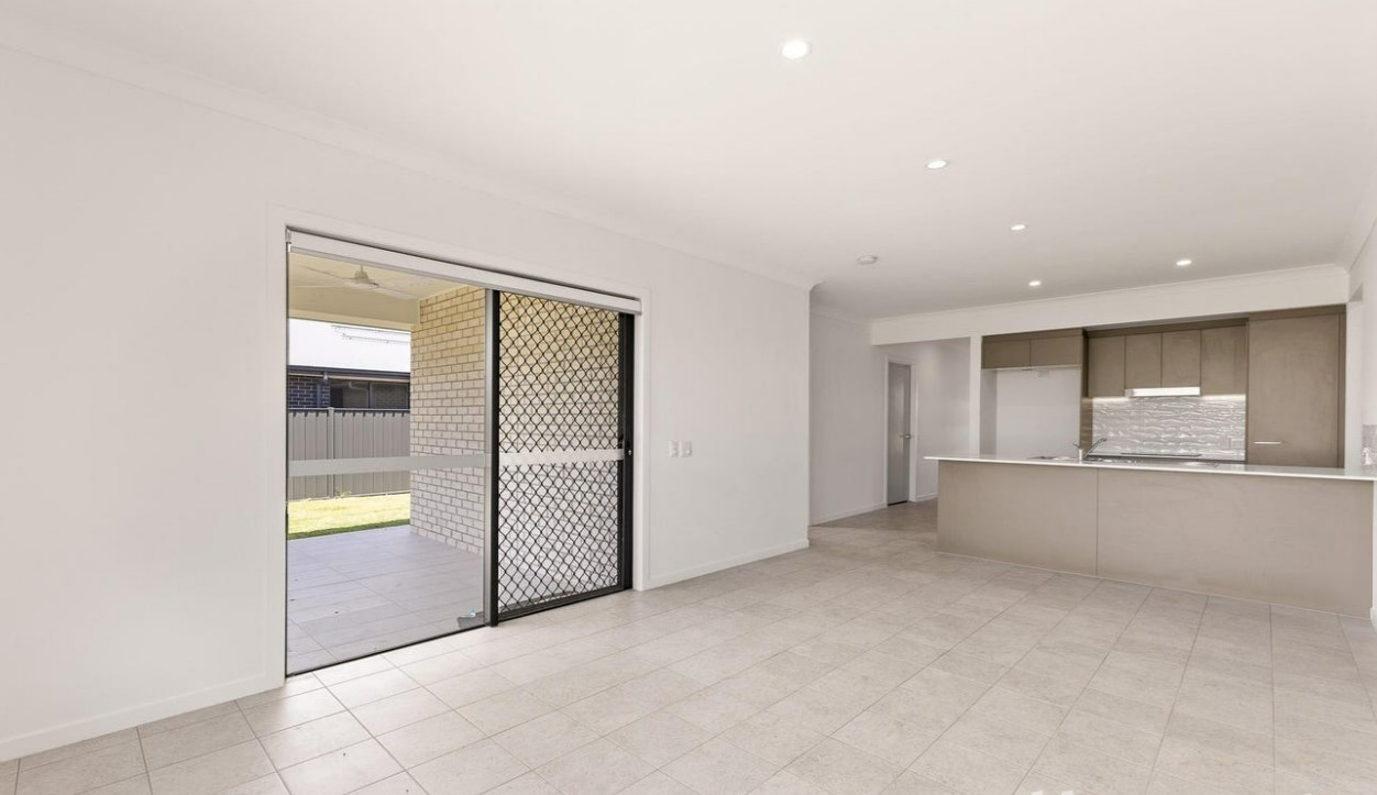 SDA IL 2 Bedroom no OOA House Woodgate, Qld  205 — Home image 4