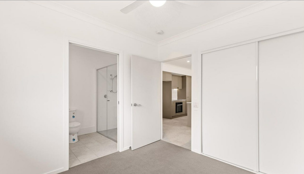 SDA IL 2 Bedroom no OOA House Woodgate, Qld  205 — Home image 6