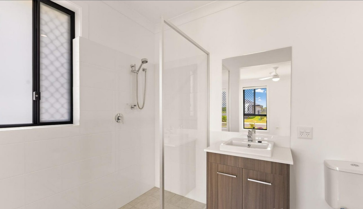 SDA IL 2 Bedroom no OOA House Woodgate, Qld  205 — Home image 10