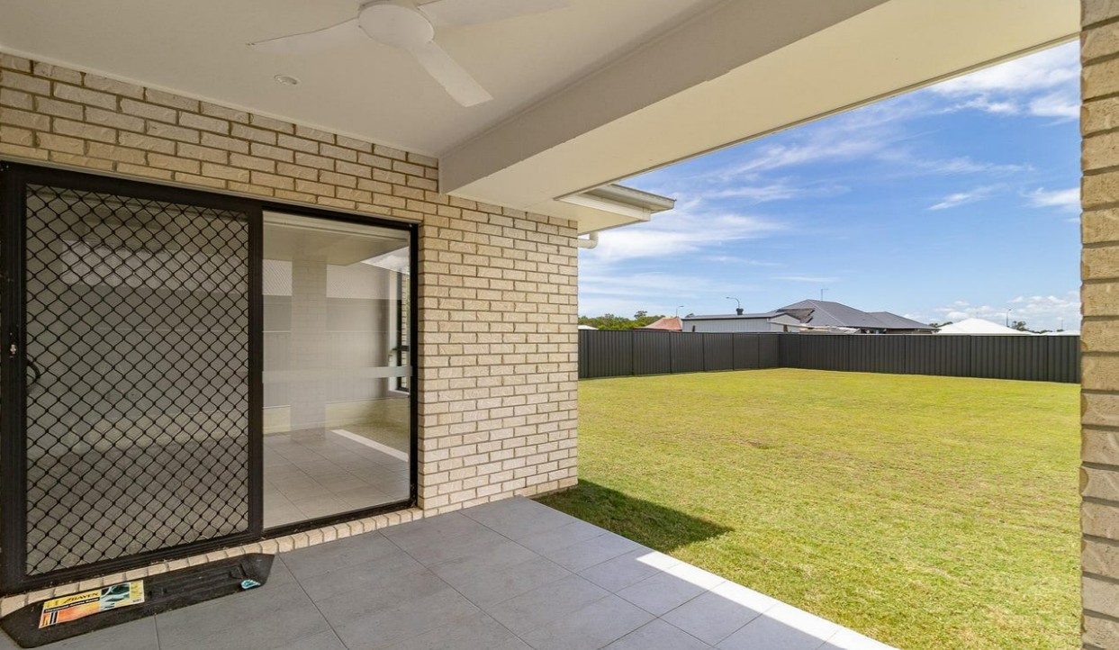 SDA IL 2 Bedroom no OOA House Woodgate, Qld  205 — Home image 12
