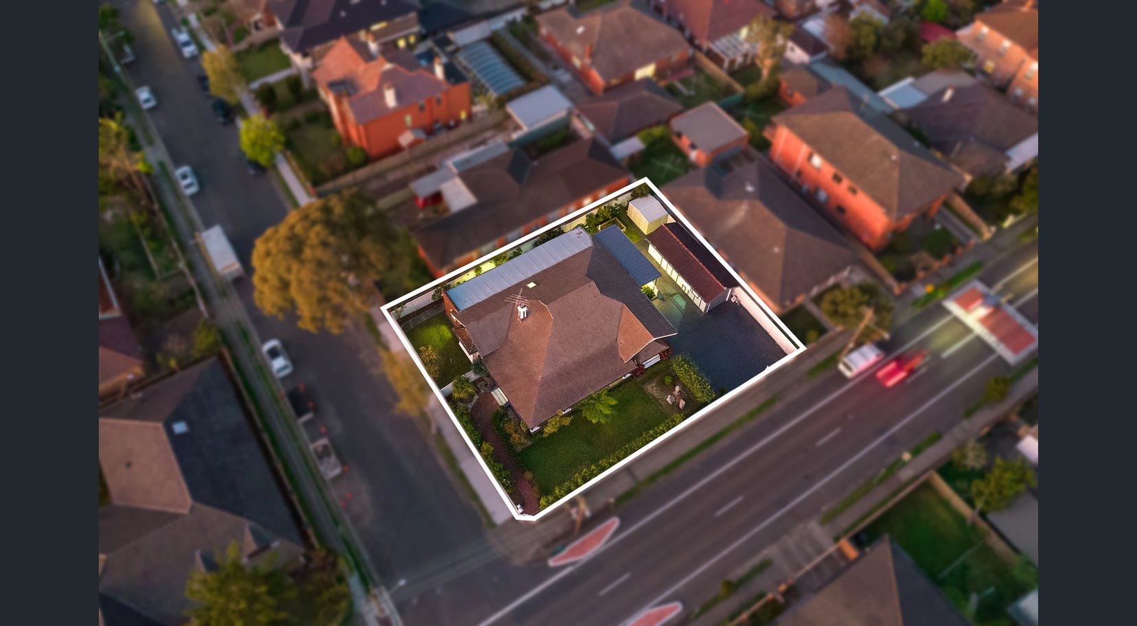Charming Five Bedroom SIL Home In Burwood! — Home image 14
