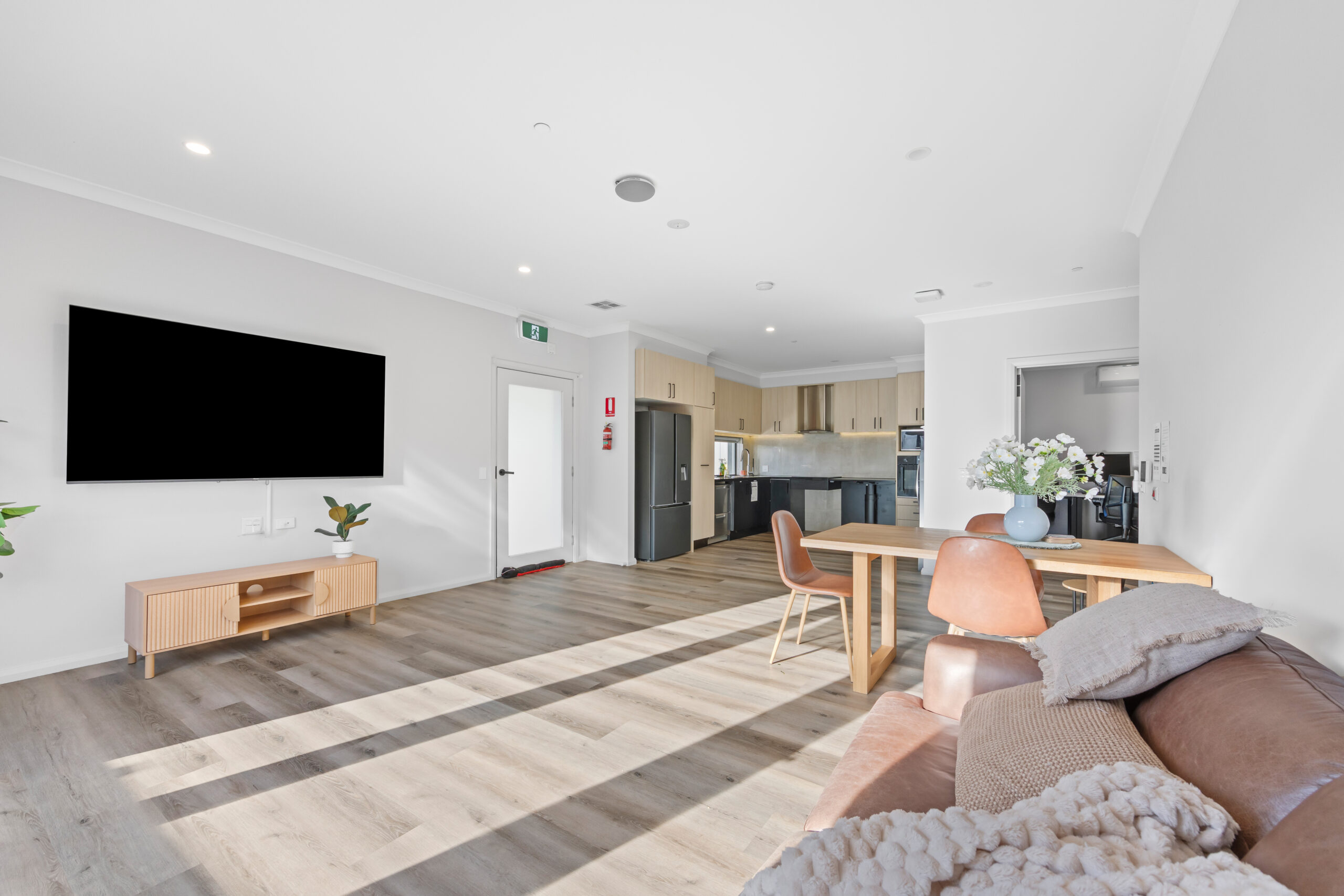 Winter Valley, Ballarat: High Physical Support unit — Home image 9