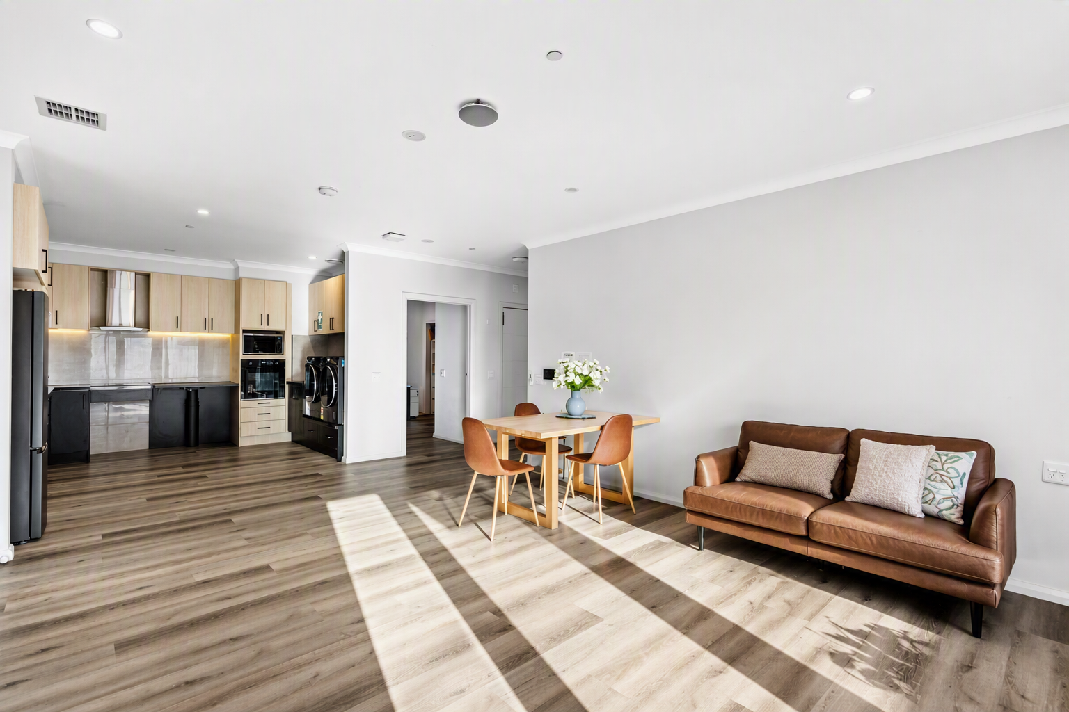 Winter Valley, Ballarat: High Physical Support unit — Home image 10