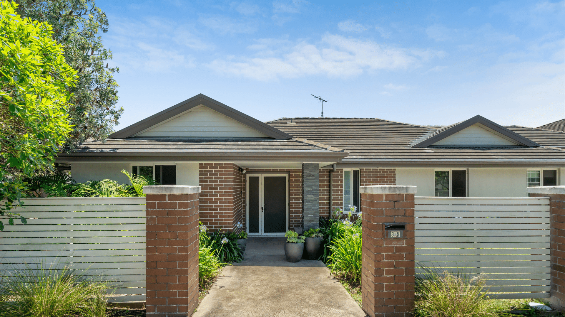 Beacon Hill - modern, shared 5-bedroom home — Home image 6