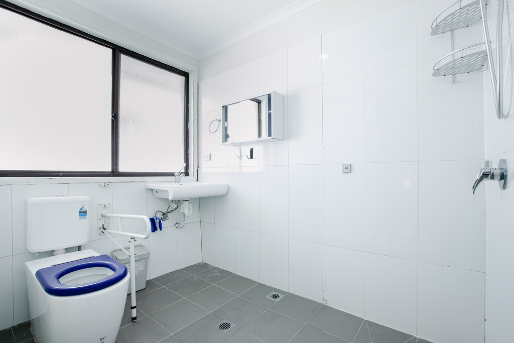 Serenity Sanctuary: Premier 3-Bedroom Accessible Retreat — Home image 9