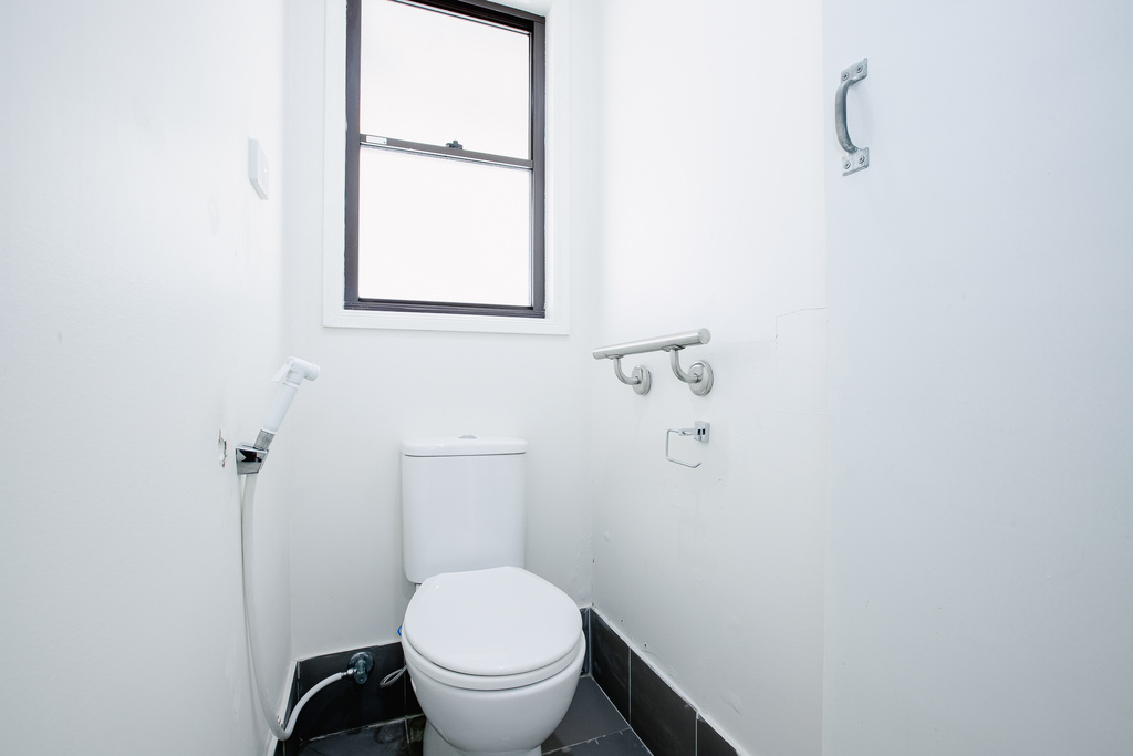 Serenity Sanctuary: Premier 3-Bedroom Accessible Retreat — Home image 20