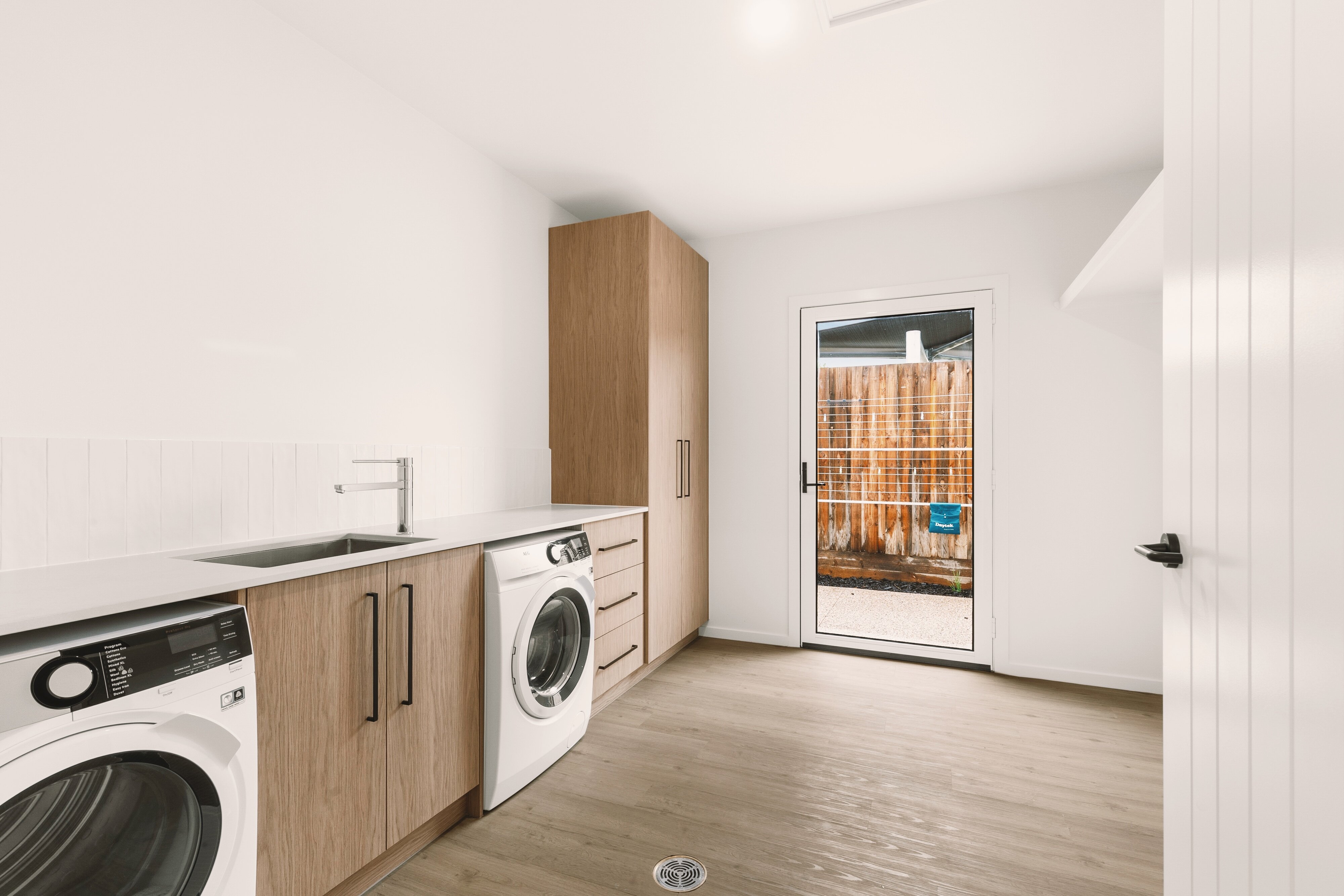 SDA Superbly Located in Prime Geelong locale  Ready to Occupy! — Home image 3