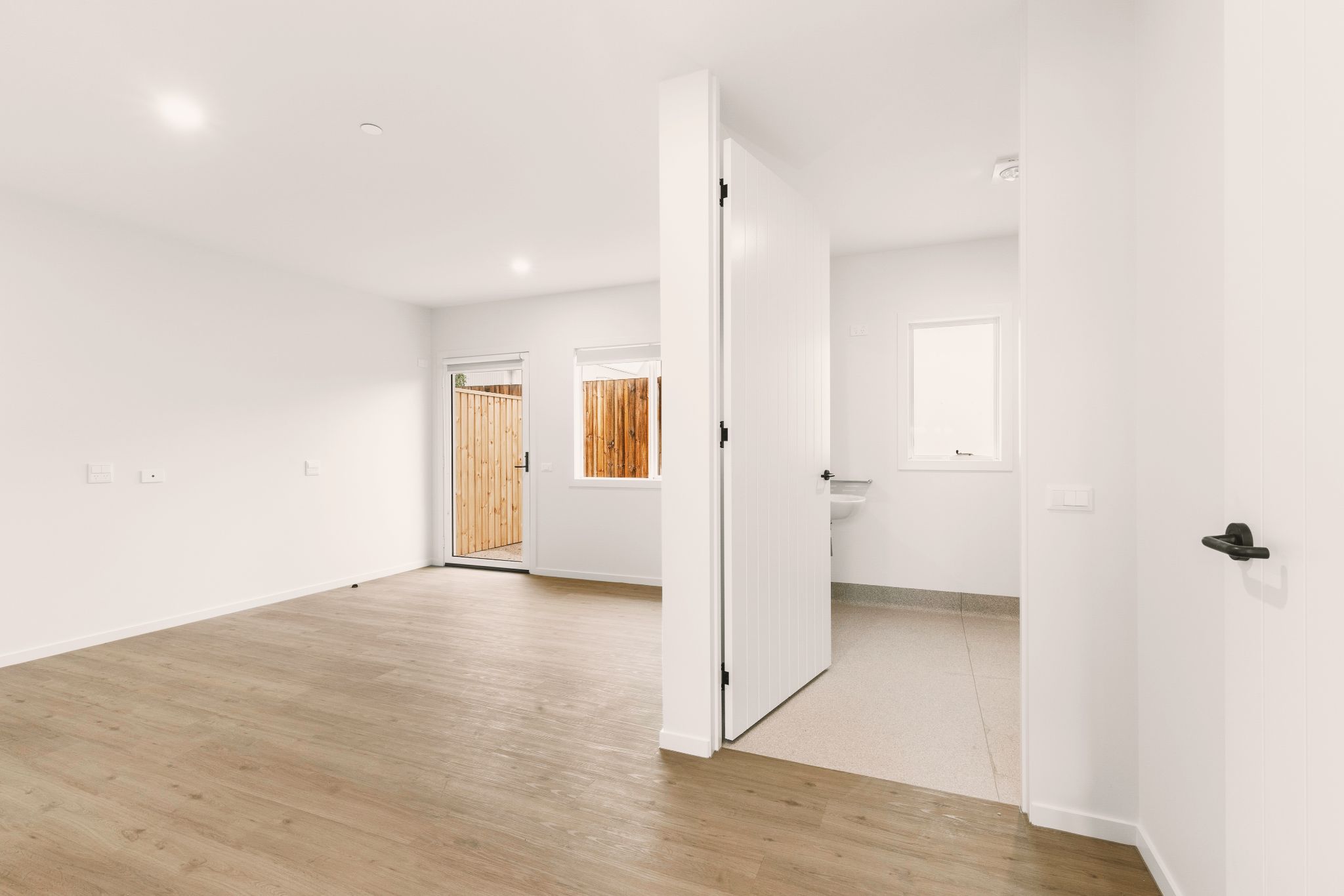 SDA Superbly Located in Prime Geelong locale  Ready to Occupy! — Home image 4