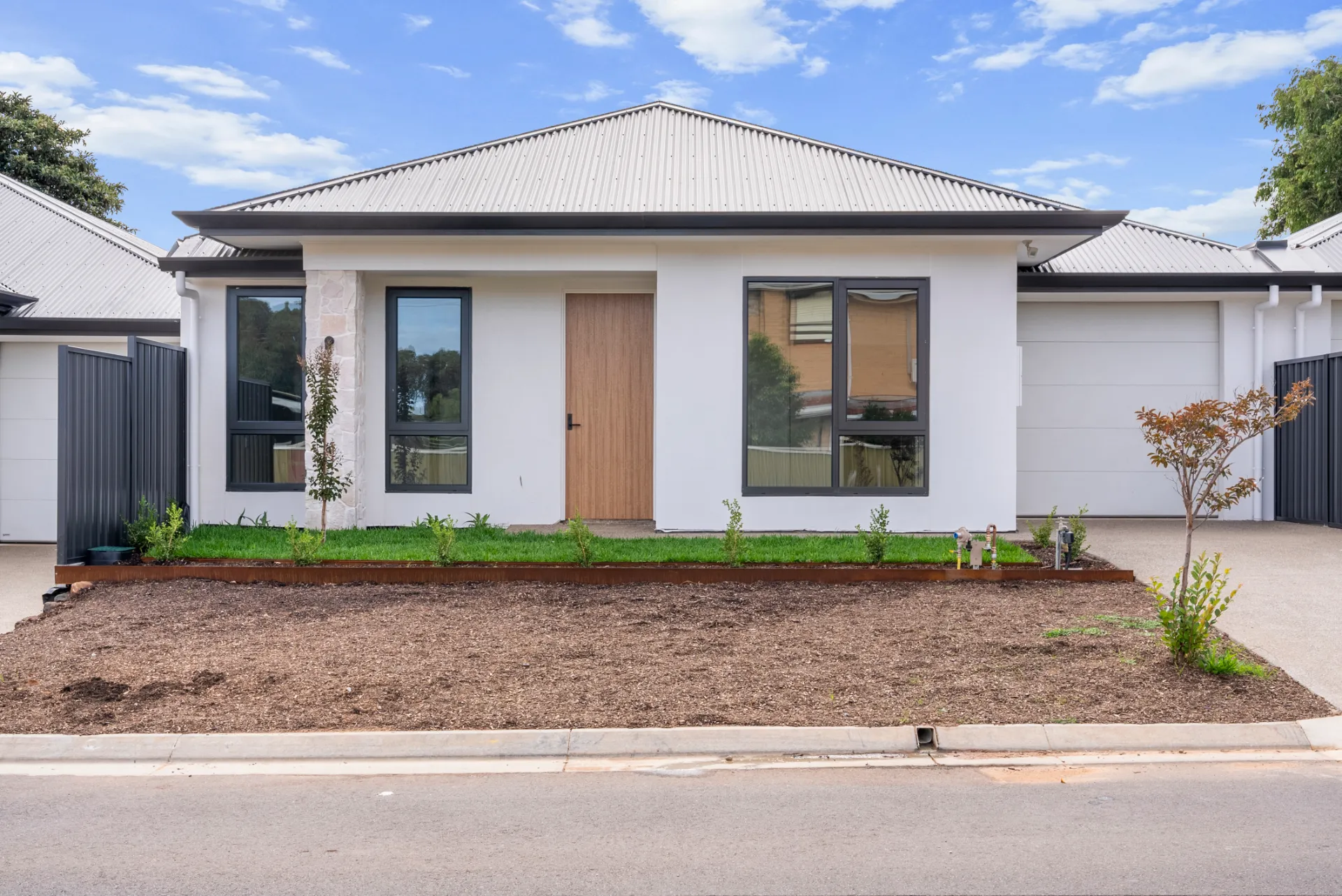 B Dawson — Home image 10