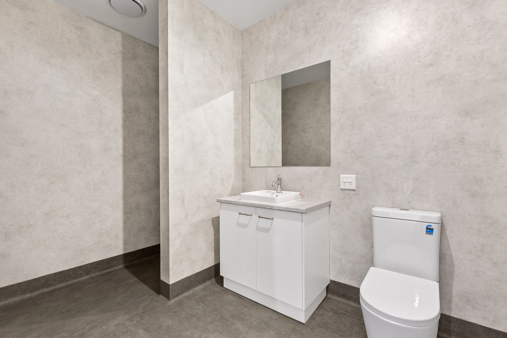 Two bedroom Improved Livability home near the beach! — Home image 12
