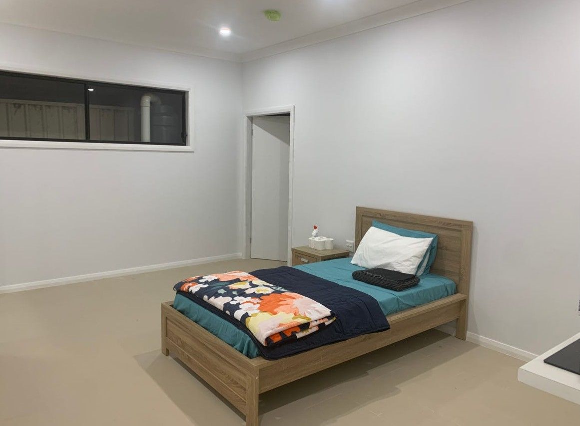 ILO, STA, MTA & SIL Studio Residence – Cranebrook, NSW — Home image 3