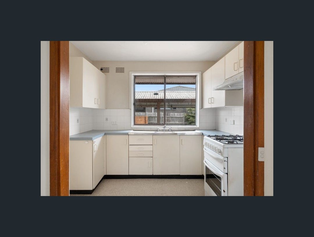 10 Atkinson Place, Airds — Home image 3