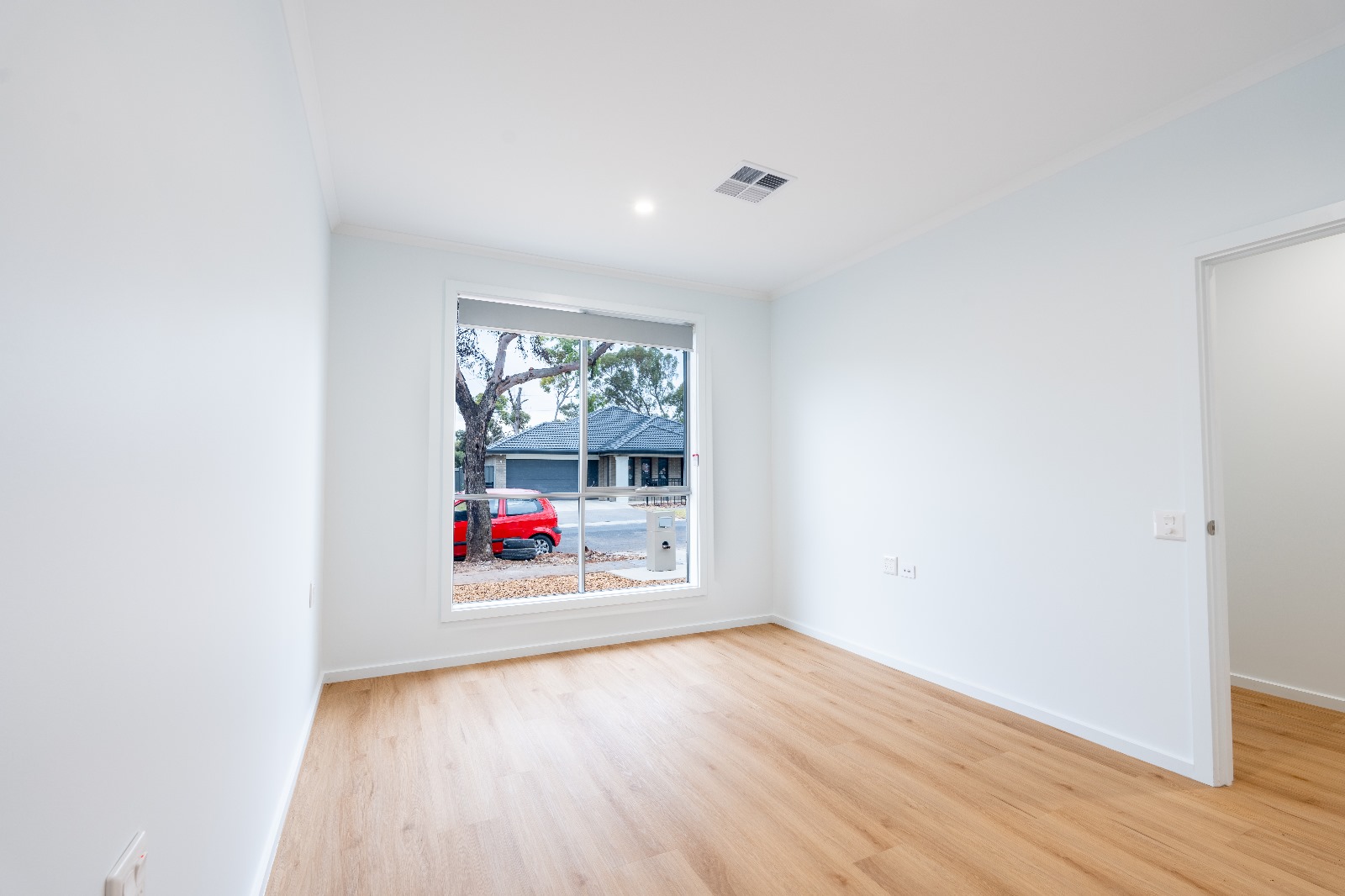 New 2 Bedroom ROBUST /Accessible House – Ready for Occupancy — Home image 6