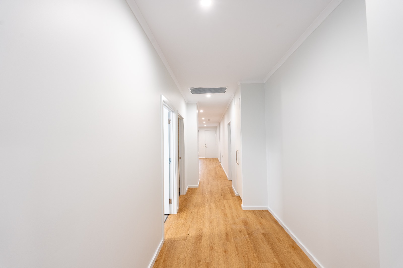 New 2 Bedroom ROBUST /Accessible House – Ready for Occupancy — Home image 3