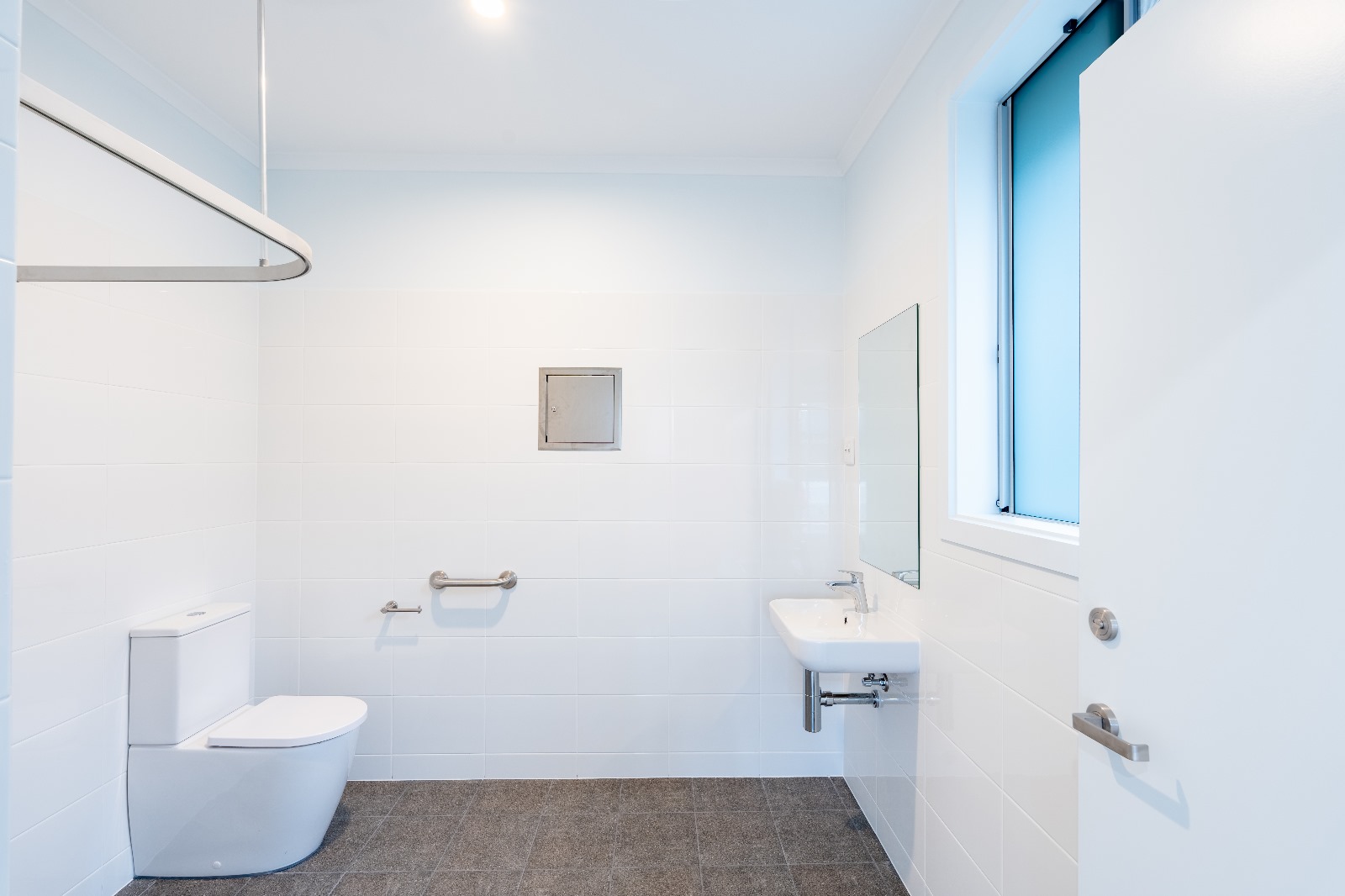 New 2 Bedroom ROBUST /Accessible House – Ready for Occupancy — Home image 9
