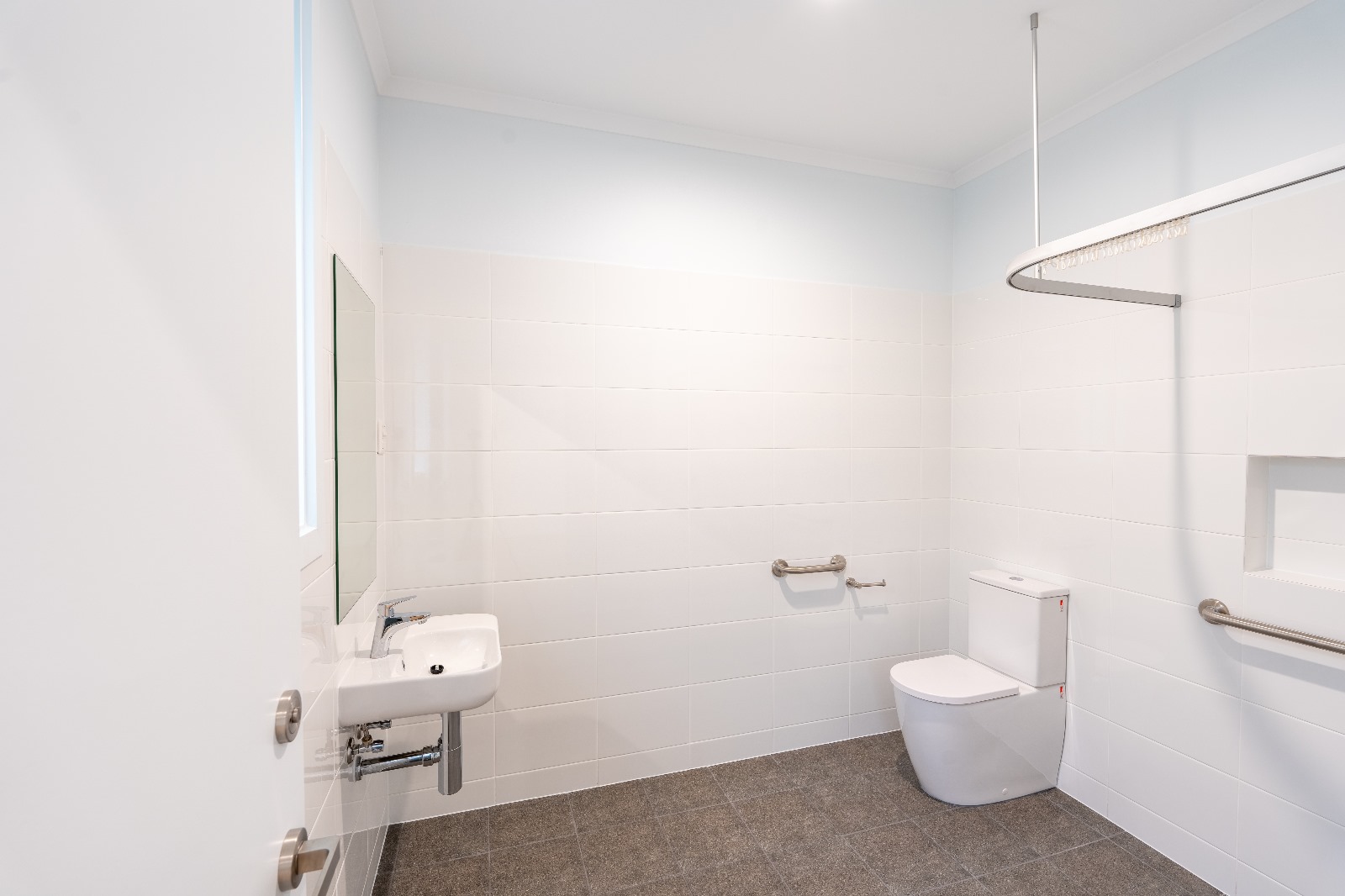 New 2 Bedroom ROBUST /Accessible House – Ready for Occupancy — Home image 10