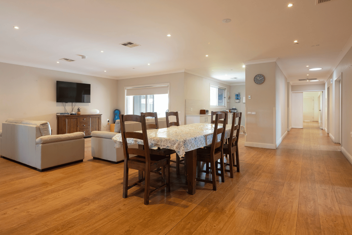STA & MTA Nowra - A sanctuary of relaxation located in Nowra Hills — Home image 5