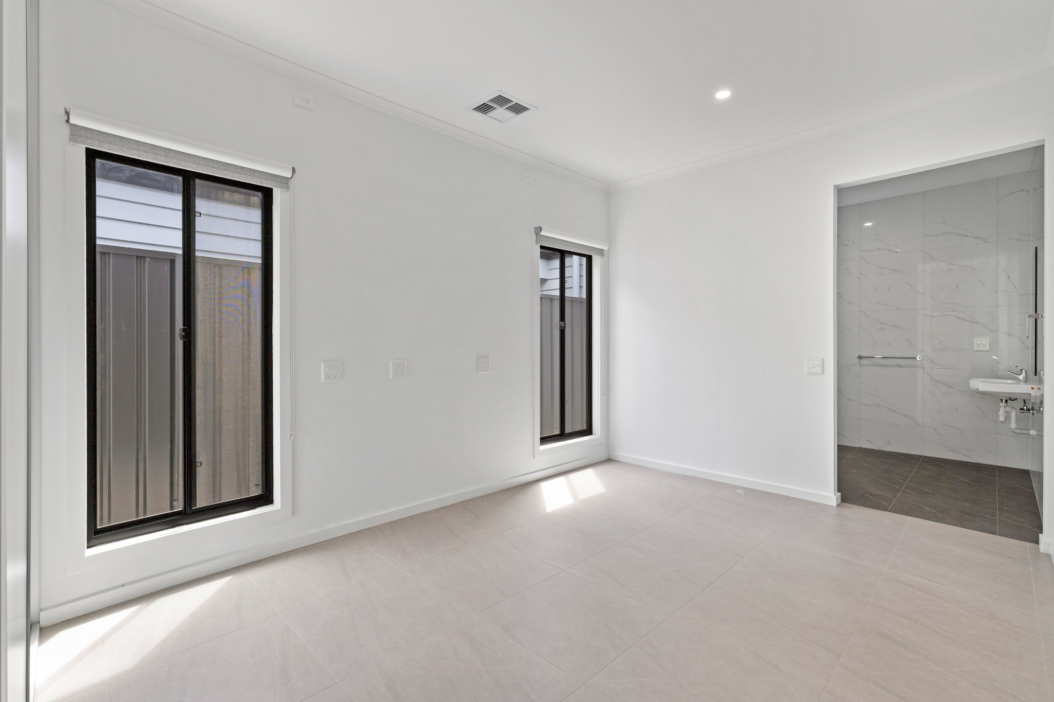 Wheatsheaf Road Morphett Vale SA 5162 — Home image 7