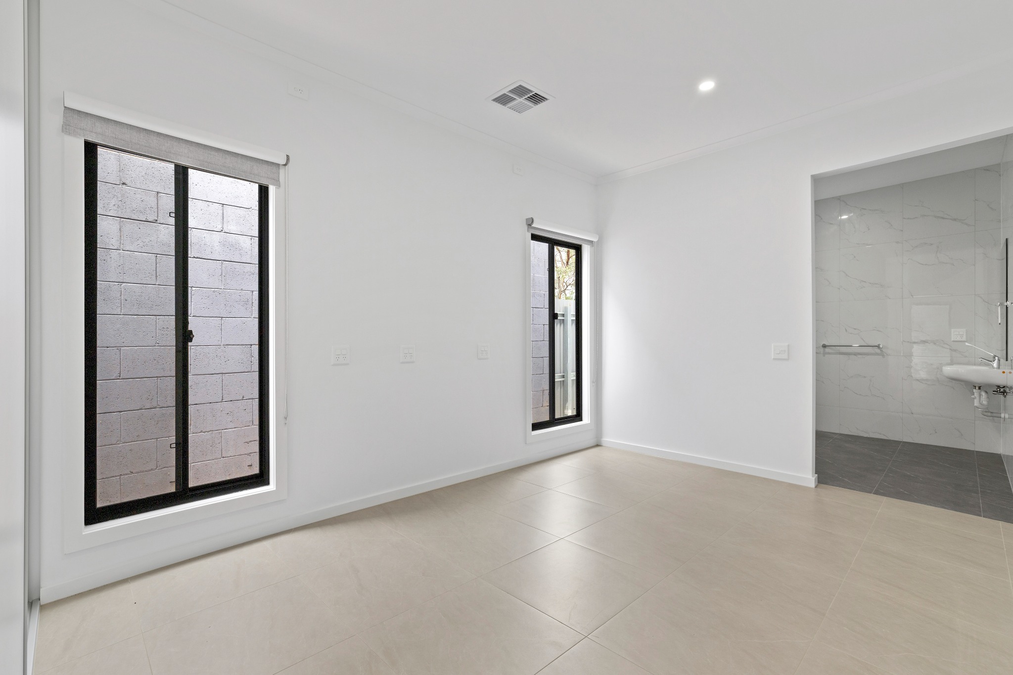 Wheatsheaf Road Morphett Vale SA 5162 — Home image 8