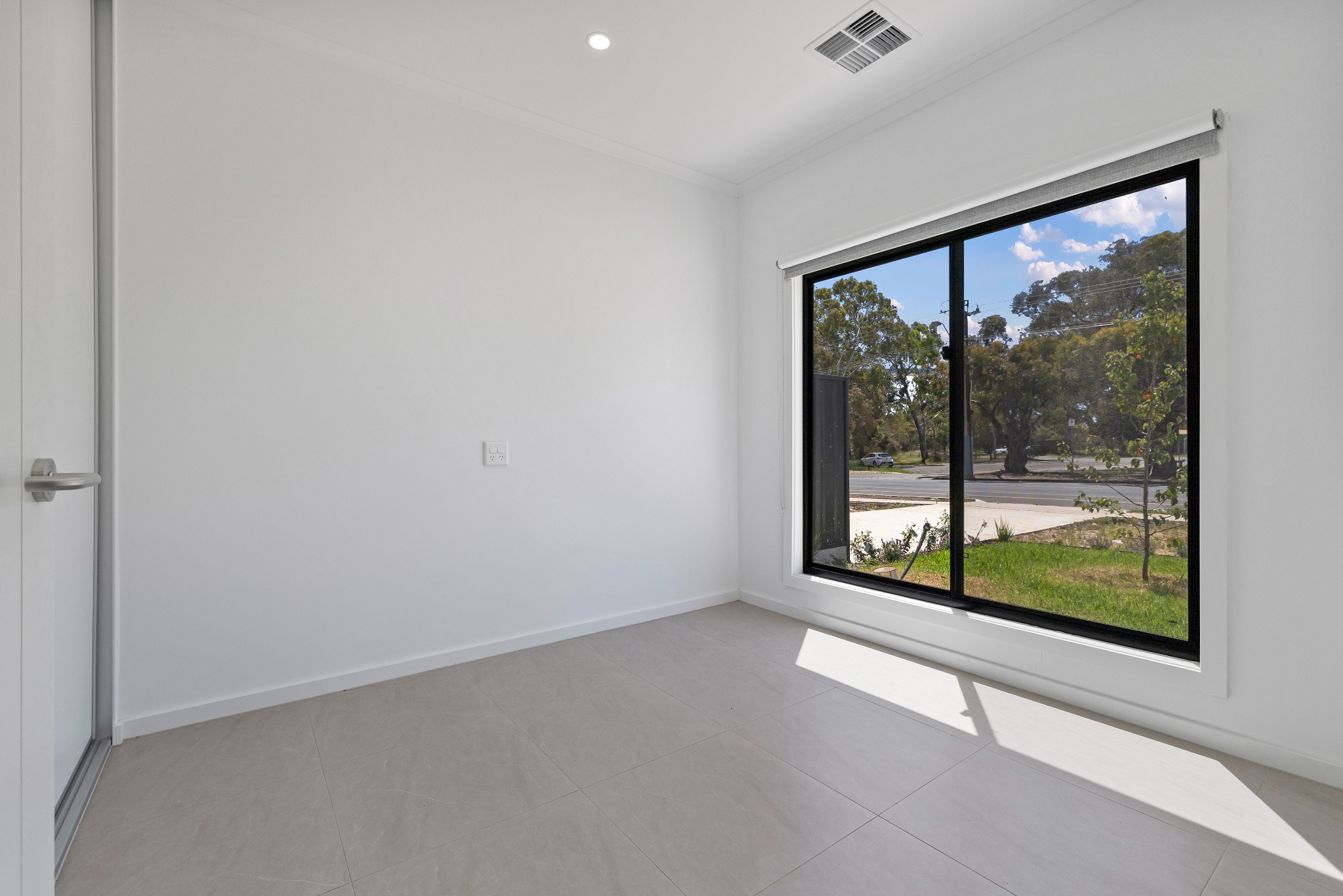 Wheatsheaf Road Morphett Vale SA 5162 — Home image 11