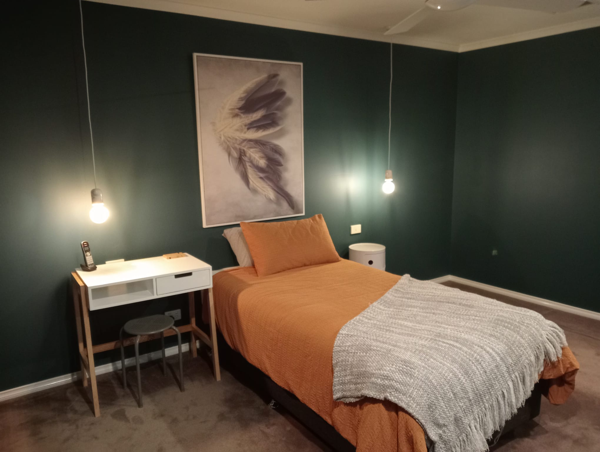 SIL property in Corio with open plan and outdoor undercover entertainment area — Home image 10
