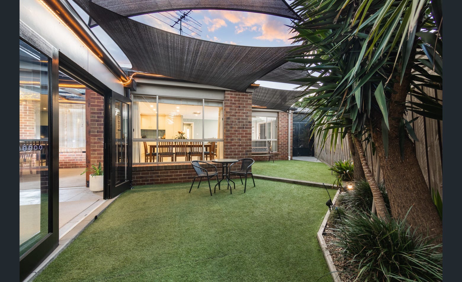 SIL property in Corio with open plan and outdoor undercover entertainment area — Home image 17