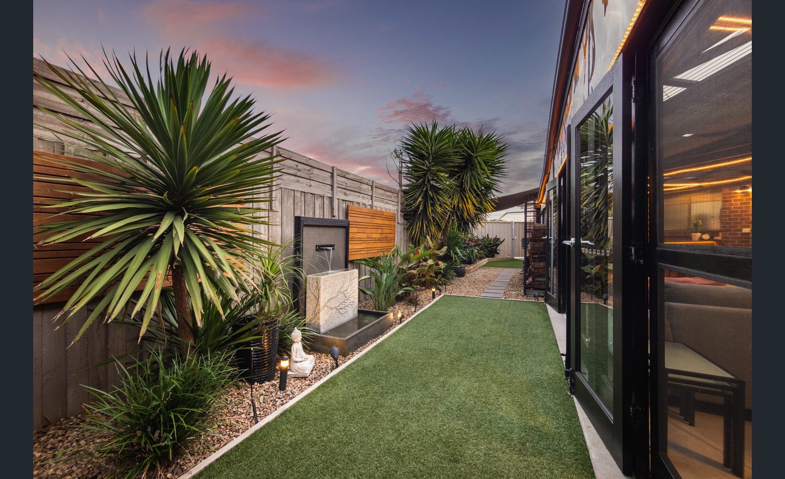 SIL property in Corio with open plan and outdoor undercover entertainment area — Home image 18