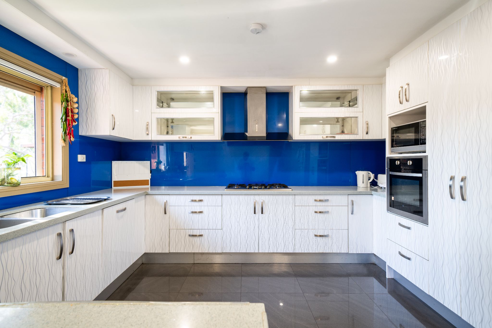 Lovely Strathfield Home - 4 Bedroom, 2 Bathroom — Home image 19