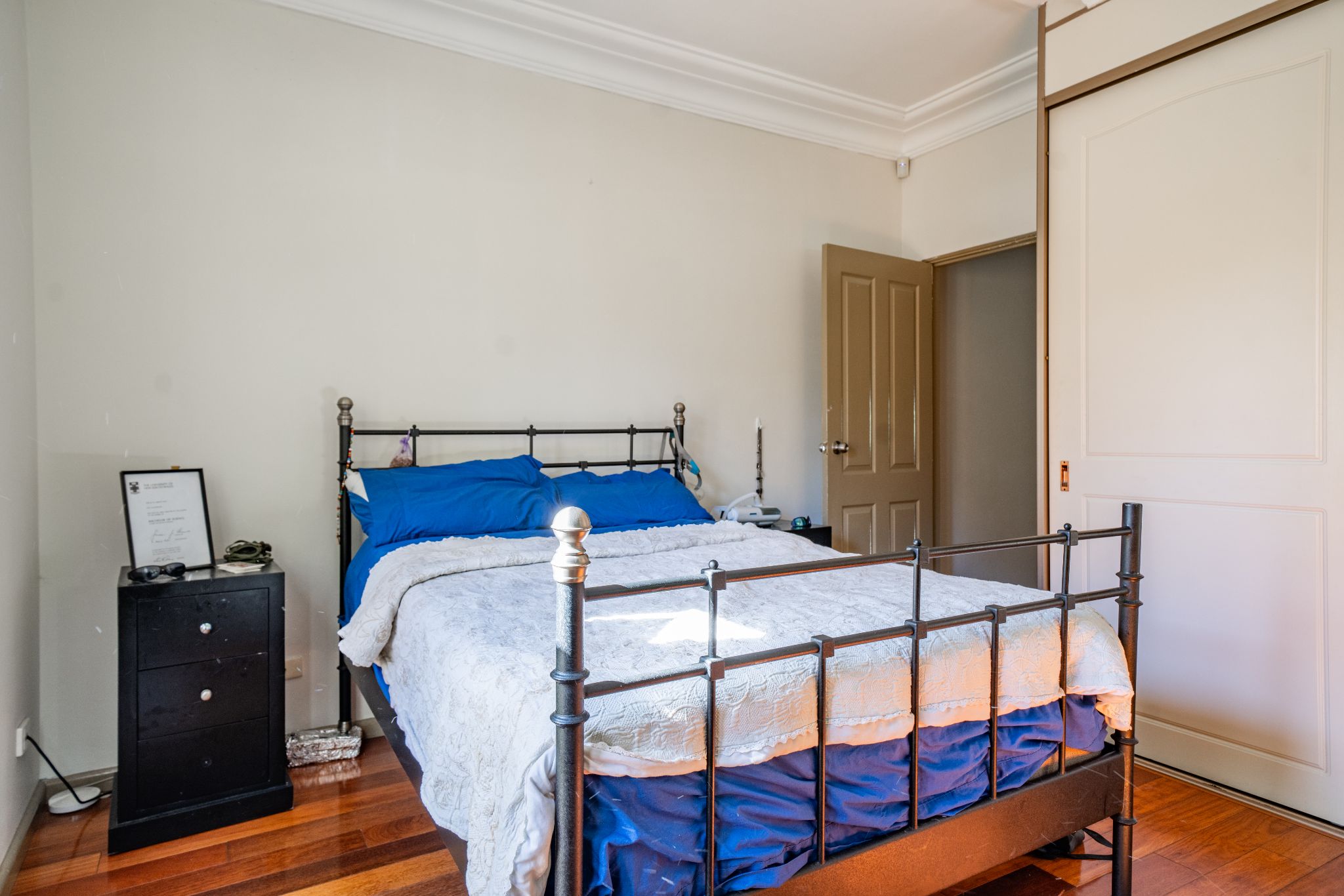 Lovely Strathfield Home - 4 Bedroom, 2 Bathroom — Home image 21