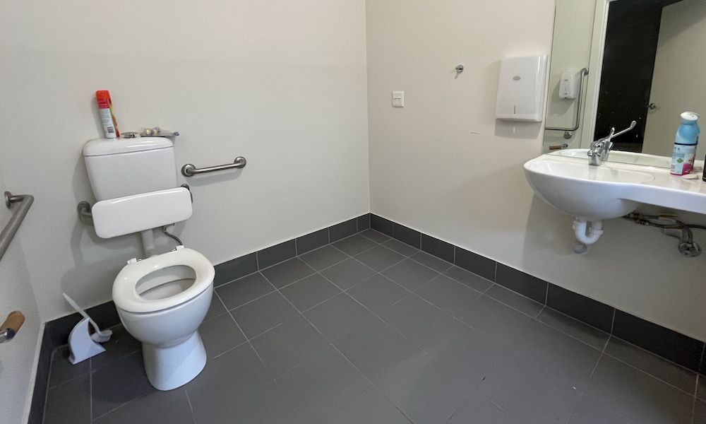 Elizabeth Downs SDA — Home image 4