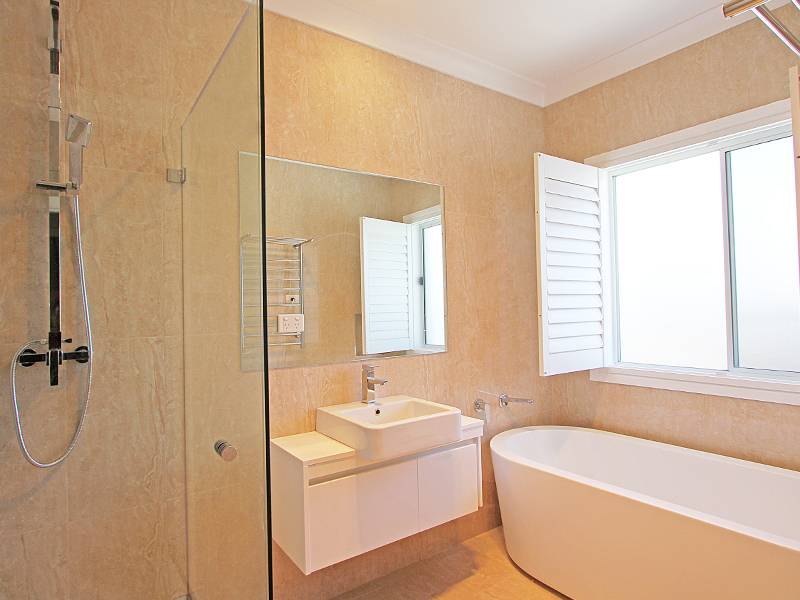 Branxton - modern home close to Hunter Expressway with gated driveway — Home image 5