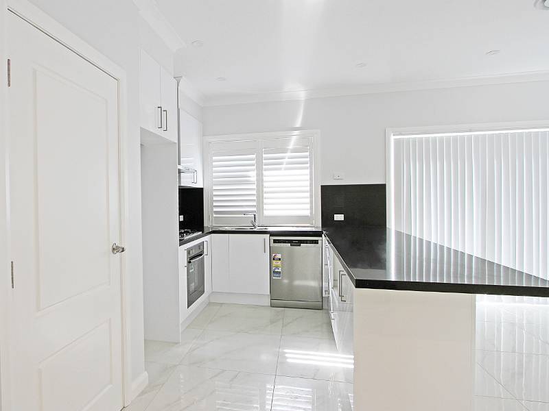 Branxton - modern home close to Hunter Expressway with gated driveway — Home image 7
