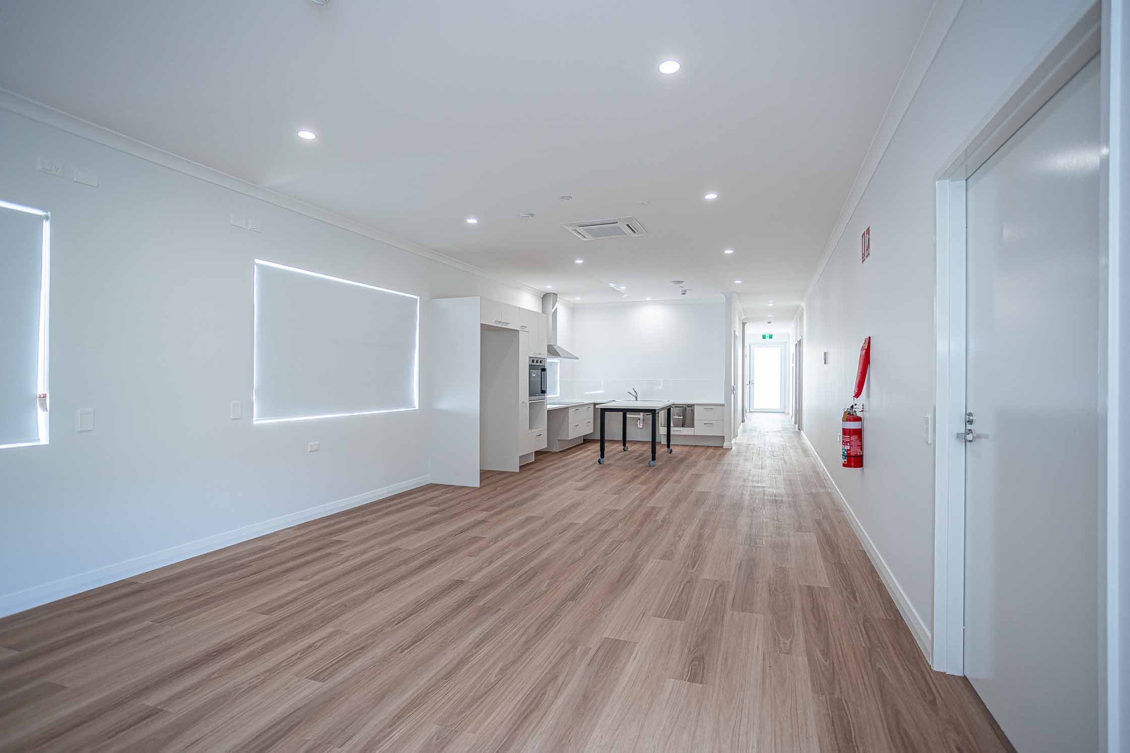 3 BR Beachside High Physical Support Home with OOA Room – Jindalee — Home image 20