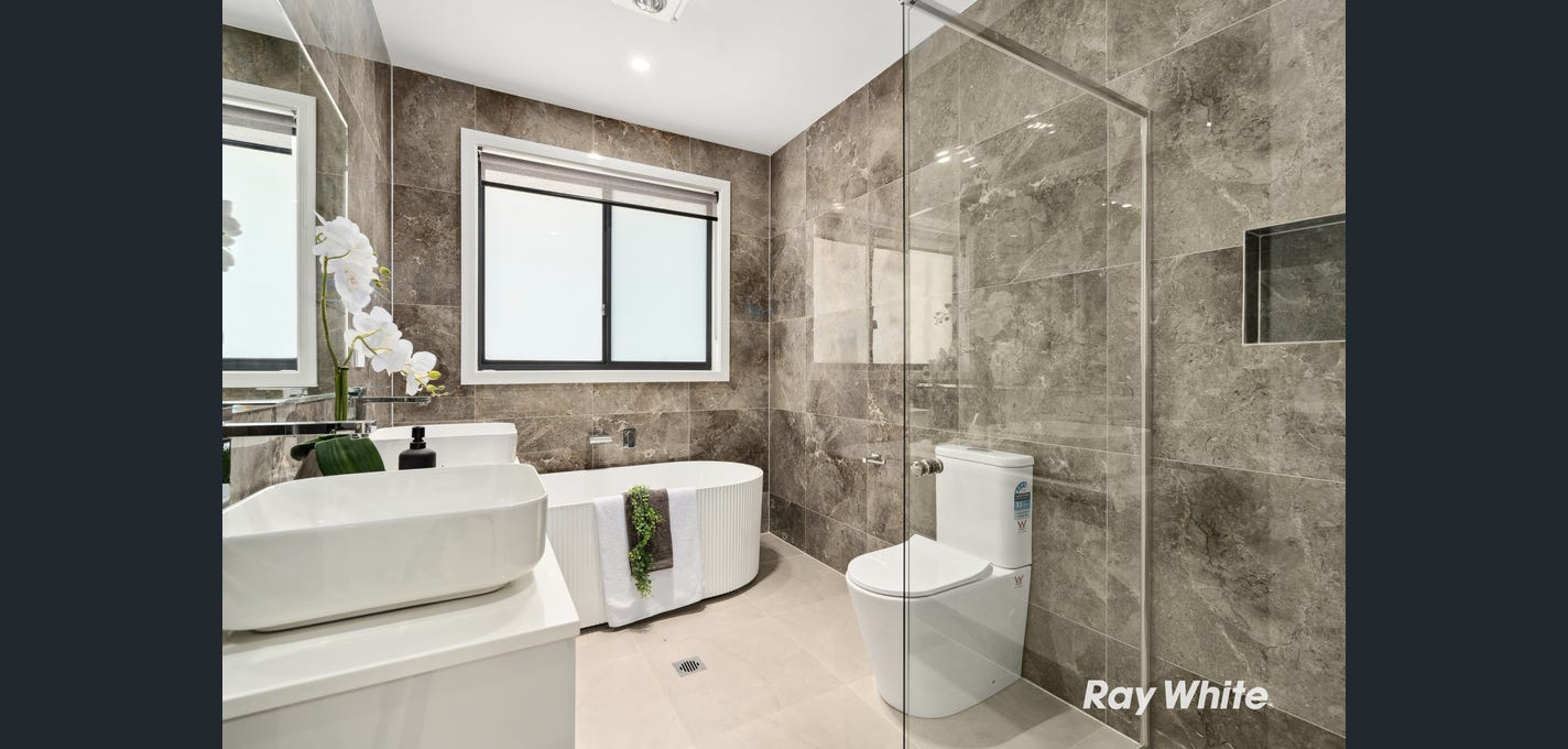 Spacious Home & Granny Flat Ready in Blacktown — Home image 3