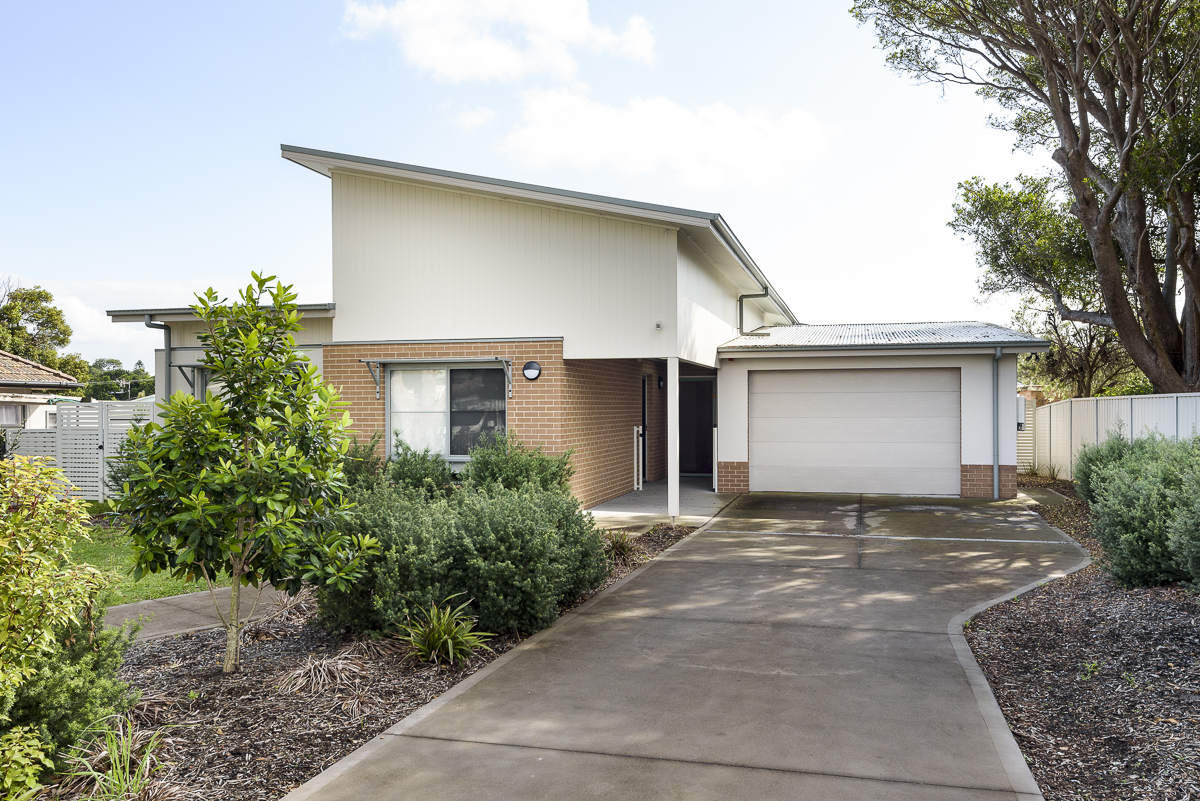 Fern Bay, Port Stephens — Home image 11