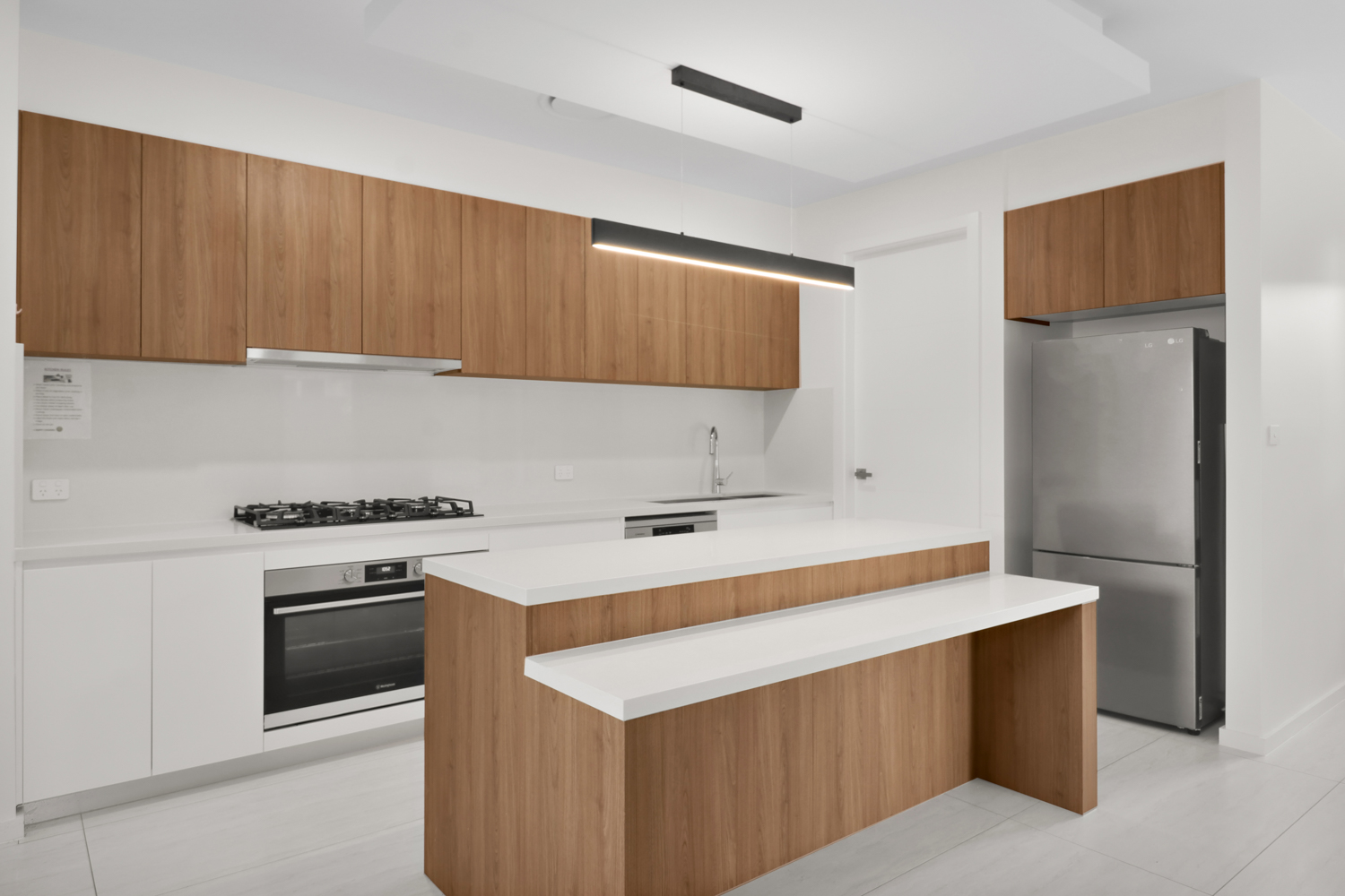 Well Maintained and peaceful living in Quakers Hill — Home image 2