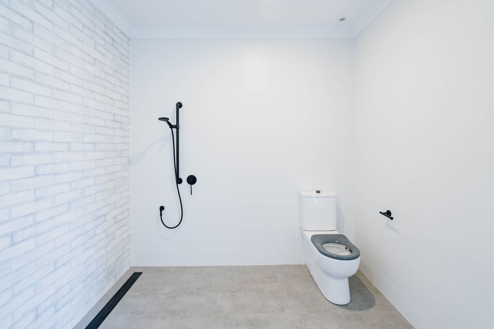 Individual, Secure, Private Villas in Excellent Location Disability Accommodation — Home image 8