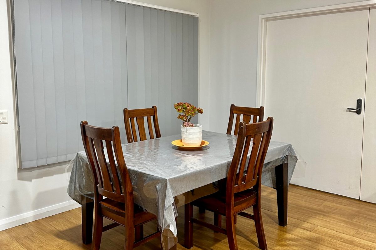 Housing two villas with common living area, spacious property in ideal location — Home image 5