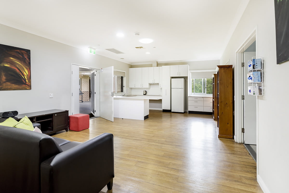 Housing two villas with common living area, spacious property in ideal location — Home image 6