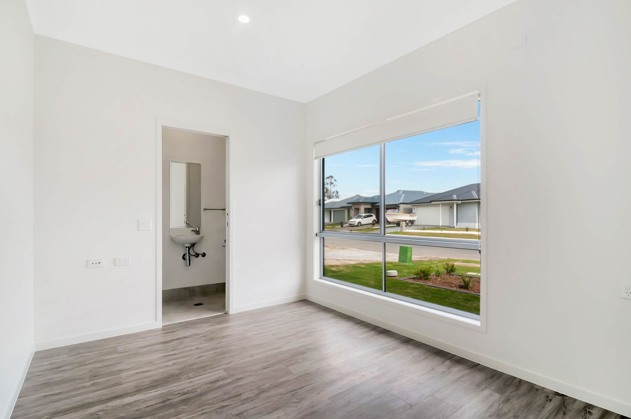 3 bedroom + OOA High Physical Support home in Deception Bay – One Vacancy — Home image 2